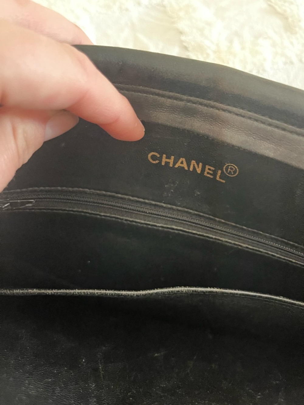 CHANEL Black Quilted Leather Shoulder Bag with Gold CC Emblem - Picture 9 of 15